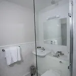 Longcourt House 4* Newcastle West