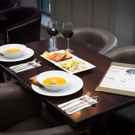 Longcourt House Hotel