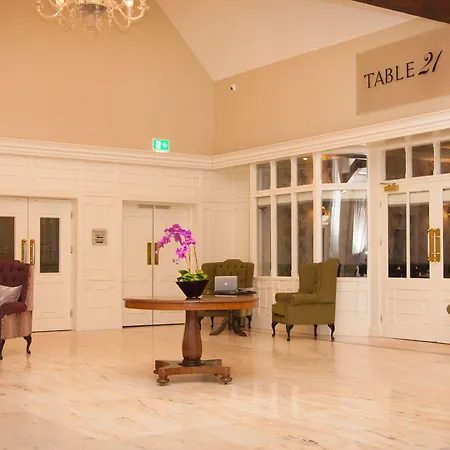 Hotel Longcourt House Newcastle West