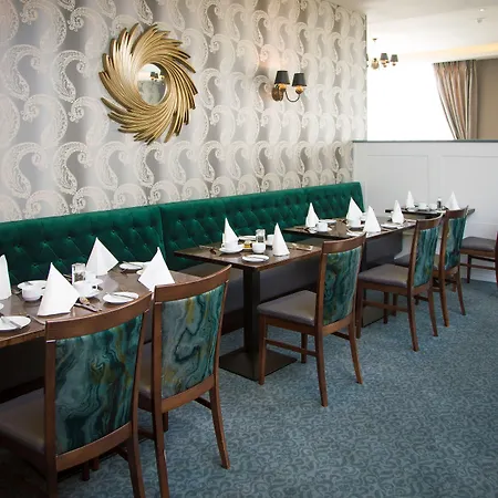 Hotel Longcourt House Newcastle West