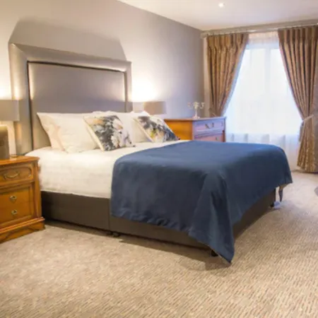 Longcourt House Hotel