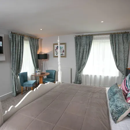 Hotel Longcourt House