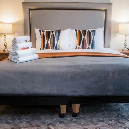 Hotel Longcourt House Newcastle West