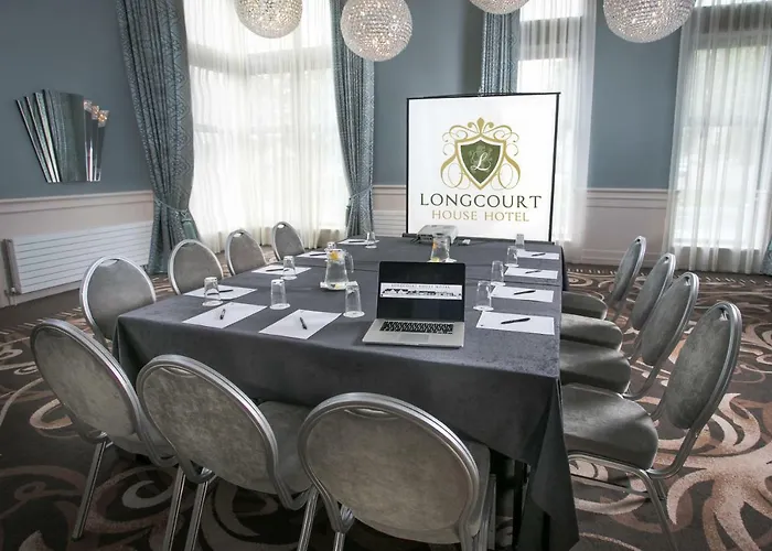Longcourt House Отель